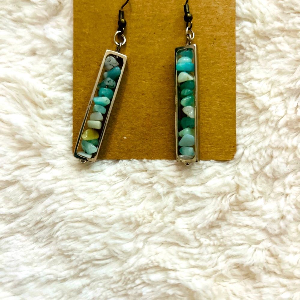 Earrings - Picture 5 of 5